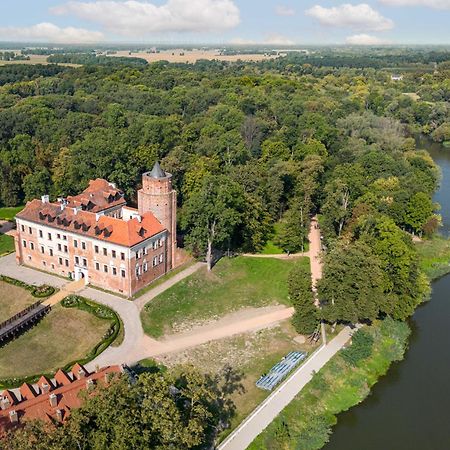 Aparthotel Zamek Uniejów Extérieur photo