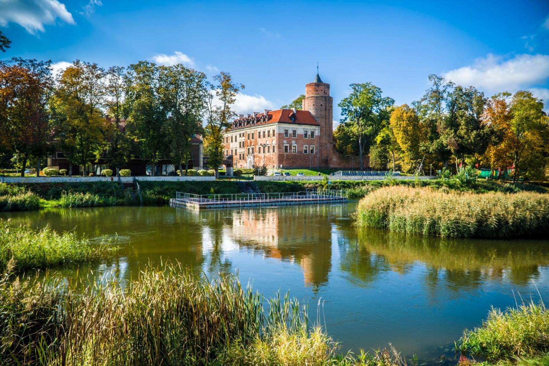 Aparthotel Zamek Uniejów Extérieur photo