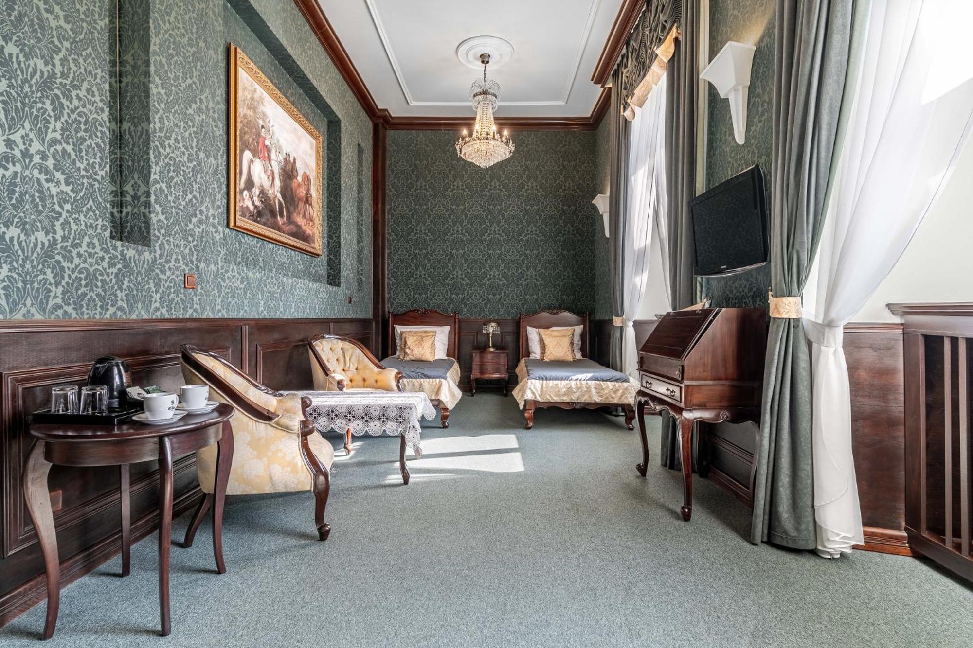 Aparthotel Zamek Uniejów Extérieur photo