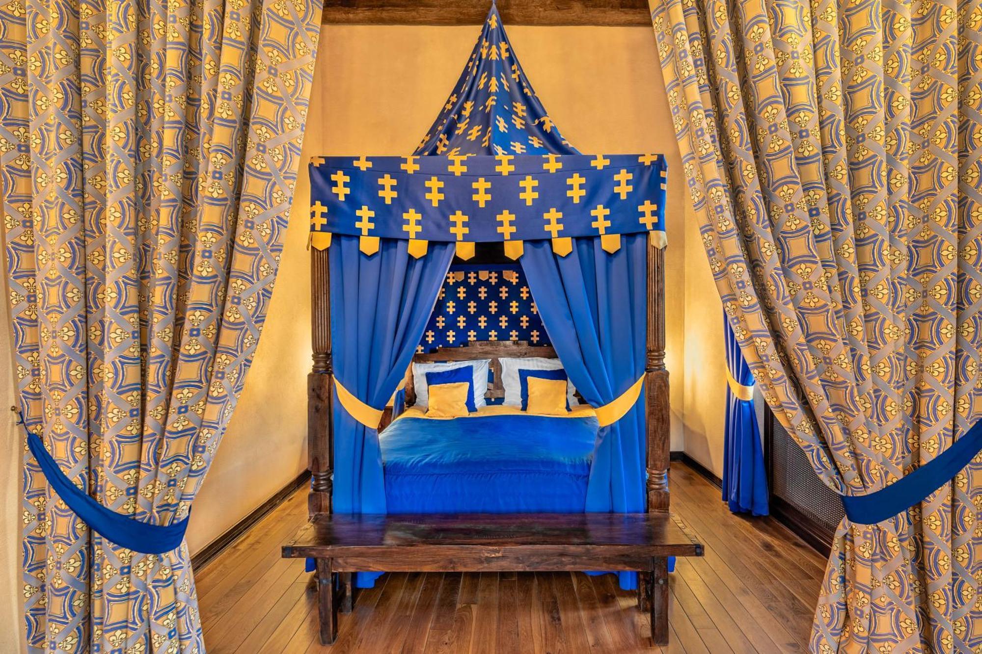 Aparthotel Zamek Uniejów Extérieur photo