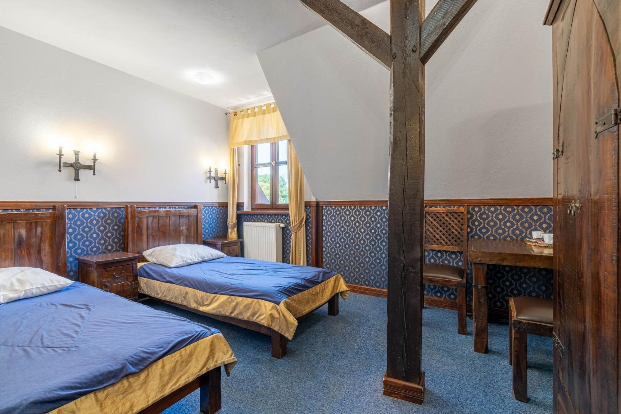 Aparthotel Zamek Uniejów Extérieur photo