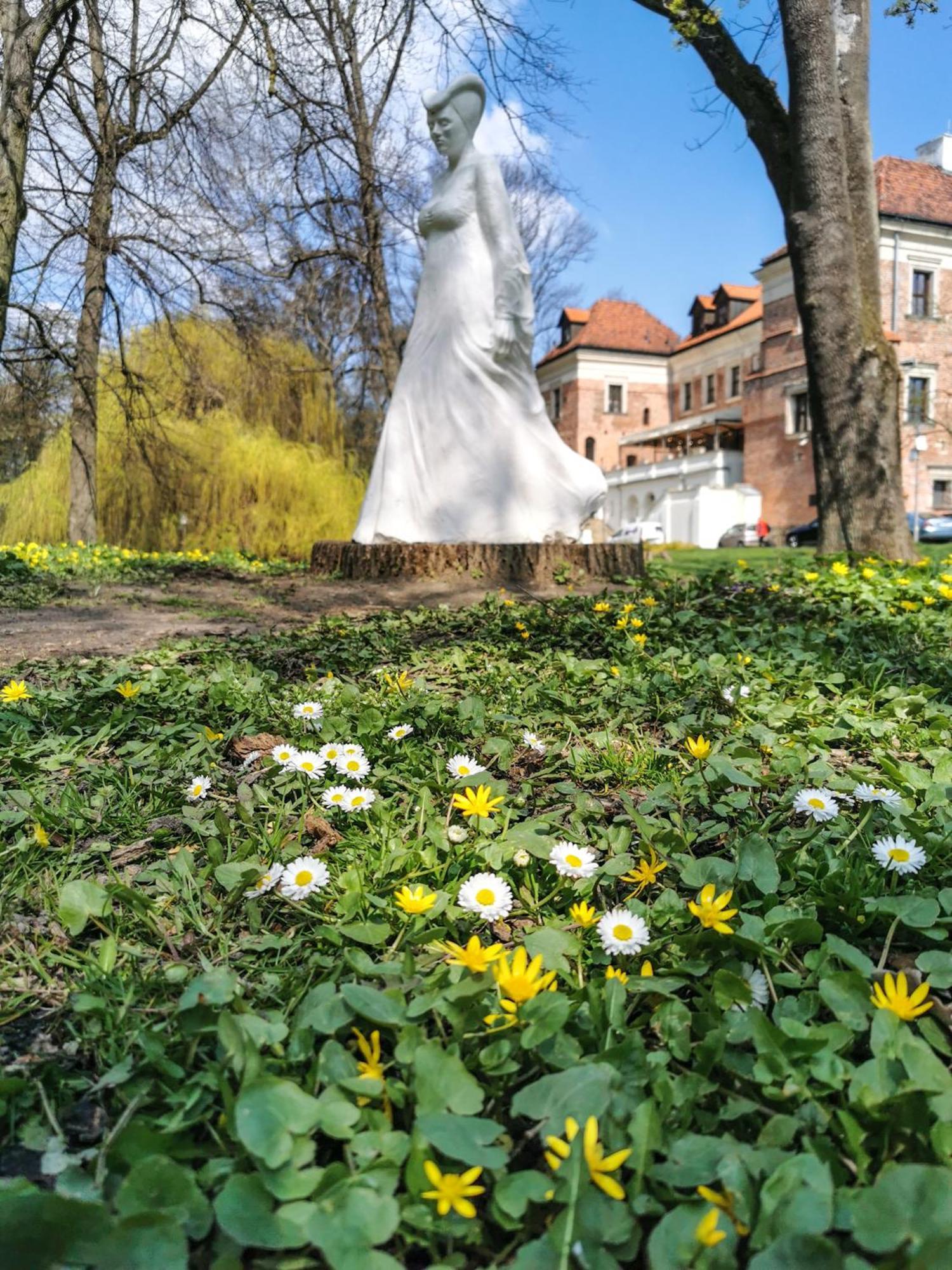 Aparthotel Zamek Uniejów Extérieur photo